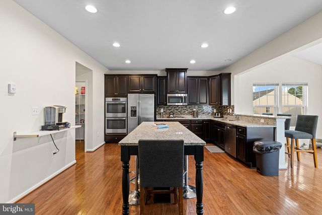 5812 SPRUCE VALLEY DR, Fredericksburg, VA 22407