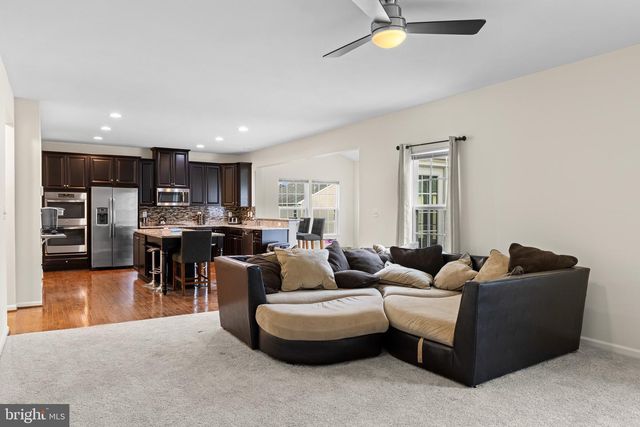 5812 SPRUCE VALLEY DR, Fredericksburg, VA 22407