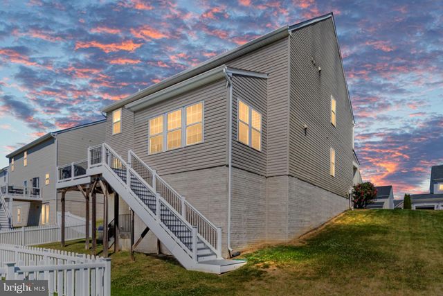 5812 SPRUCE VALLEY DR, Fredericksburg, VA 22407
