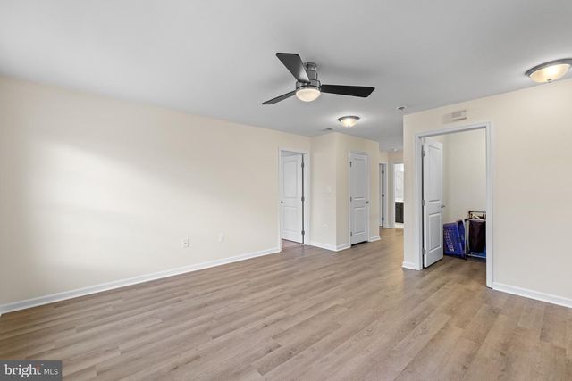 5812 SPRUCE VALLEY DR, Fredericksburg, VA 22407