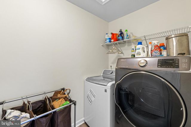 5812 SPRUCE VALLEY DR, Fredericksburg, VA 22407