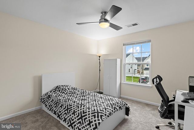 5812 SPRUCE VALLEY DR, Fredericksburg, VA 22407