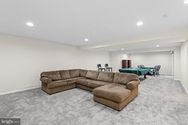 5812 SPRUCE VALLEY DR, Fredericksburg, VA 22407