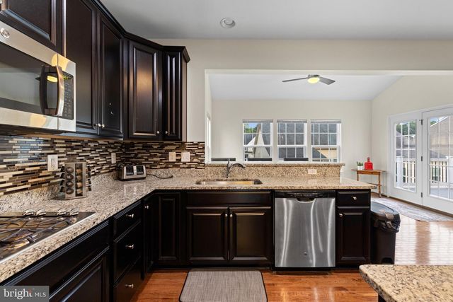 5812 SPRUCE VALLEY DR, Fredericksburg, VA 22407