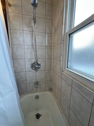 7600 S FERDINAND Avenue, Bridgeview, IL 60455