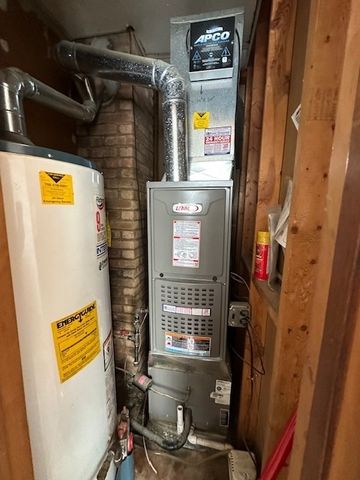 7600 S FERDINAND Avenue, Bridgeview, IL 60455