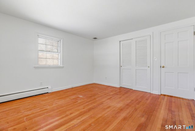 9 Patrick Lane, Branford, CT 06405