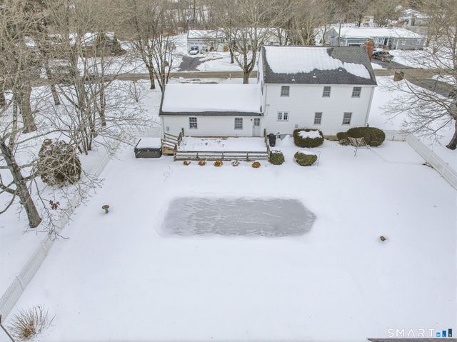 9 Patrick Lane, Branford, CT 06405