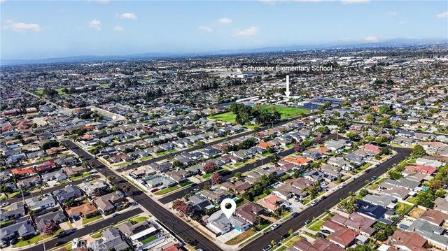 6091 Shelly, Huntington Beach, CA 92647