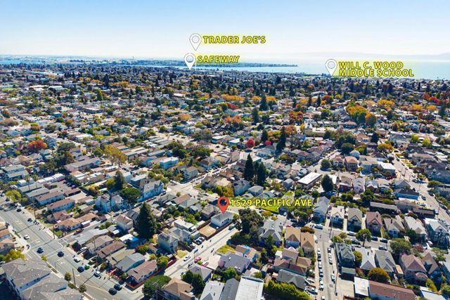 1529 Pacific Avenue, Alameda, CA 94501