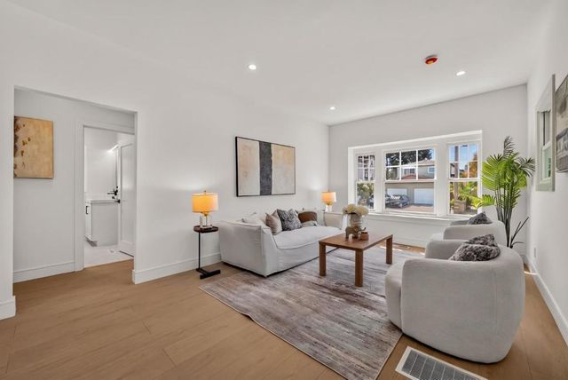 1529 Pacific Avenue, Alameda, CA 94501