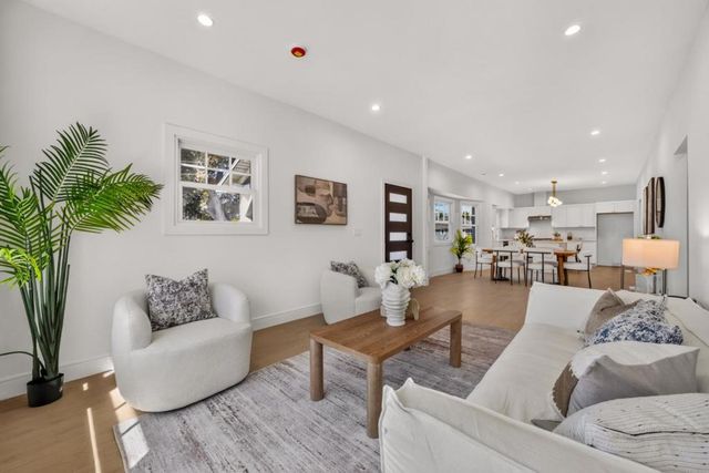 1529 Pacific Avenue, Alameda, CA 94501