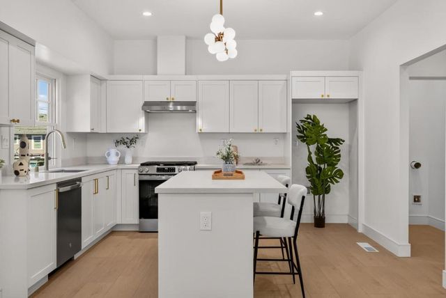1529 Pacific Avenue, Alameda, CA 94501