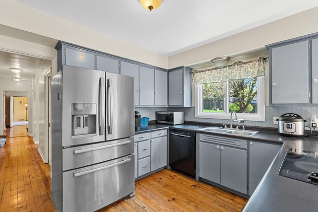 2421 Waite Avenue, Kalamazoo, MI 49008