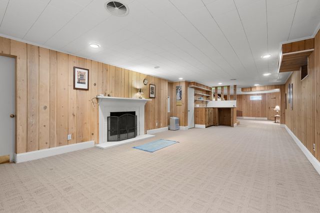 2421 Waite Avenue, Kalamazoo, MI 49008