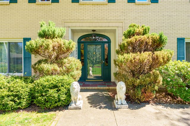 2421 Waite Avenue, Kalamazoo, MI 49008
