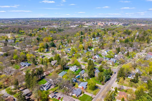 2421 Waite Avenue, Kalamazoo, MI 49008