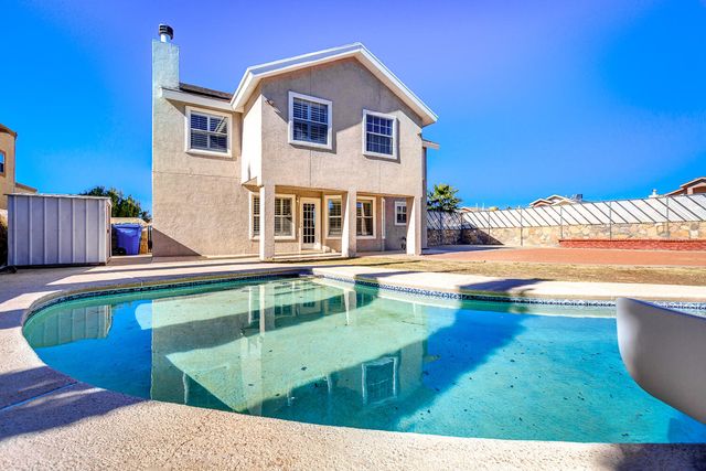 1424 PLAZA VERDE Drive, El Paso, TX 79912