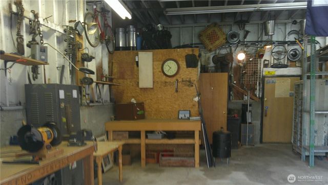 10615 18th Avenue SW, Seattle, WA 98146