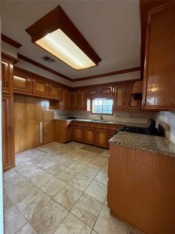 703 76th Street, Houston, TX 77012