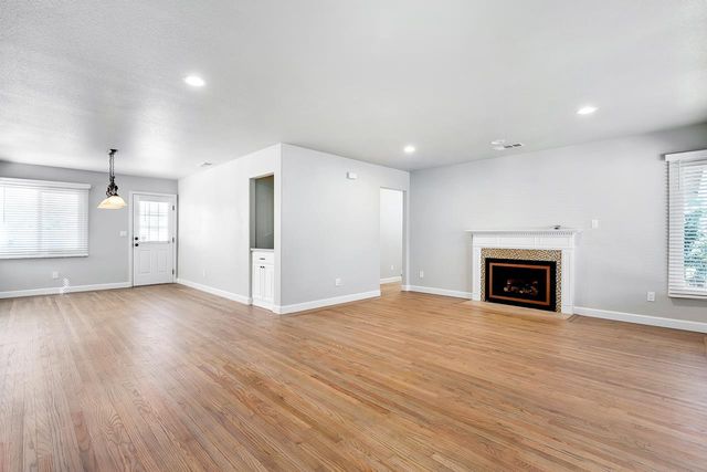 2437 Parkwood, Sacramento, CA 95825