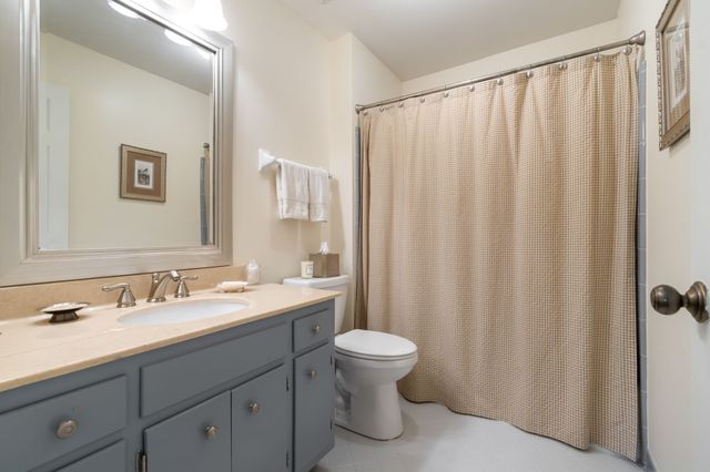 328 Westfield Dr, Nashville, TN 37221