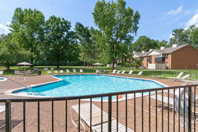 328 Westfield Dr, Nashville, TN 37221