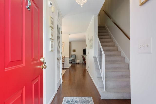 328 Westfield Dr, Nashville, TN 37221