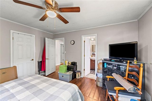 1932 S Broadway Street, Leavenworth, KS 66048