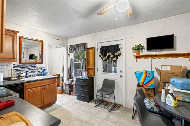 1932 S Broadway Street, Leavenworth, KS 66048