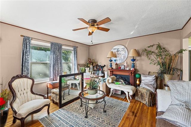 1932 S Broadway Street, Leavenworth, KS 66048