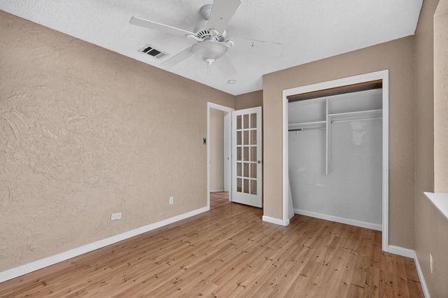7441 Dallas DR, Austin, TX 78729