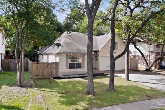 7441 Dallas DR, Austin, TX 78729