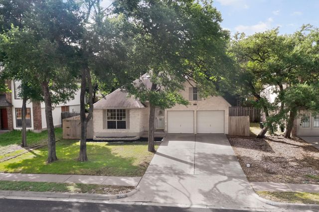 7441 Dallas DR, Austin, TX 78729