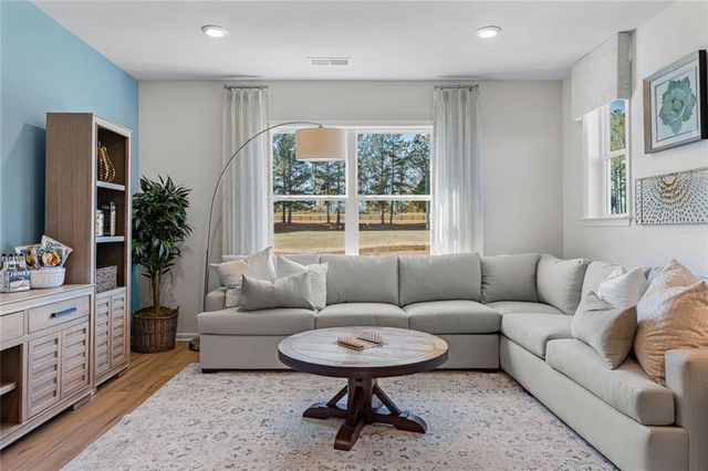 8540 Oak Hollow Way, Cumming, GA 30041