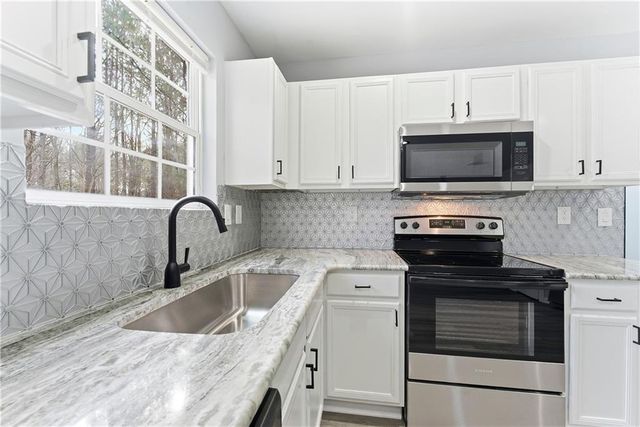 360 Walton View, Fairburn, GA 30213