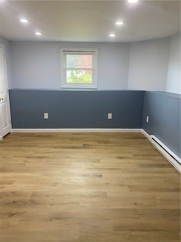 191 Armstrong Avenue, Warwick, RI 02889