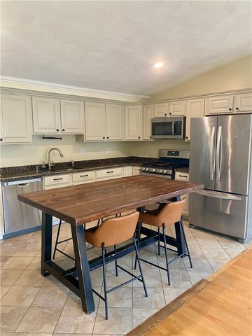 191 Armstrong Avenue, Warwick, RI 02889