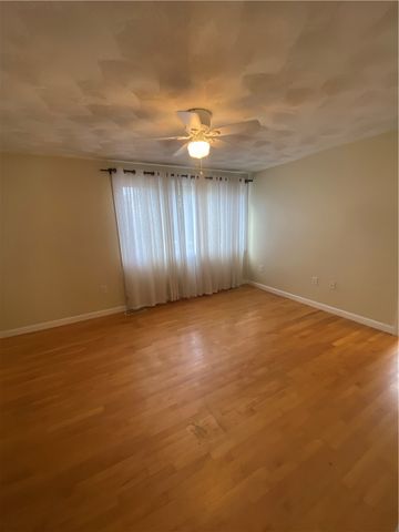 191 Armstrong Avenue, Warwick, RI 02889