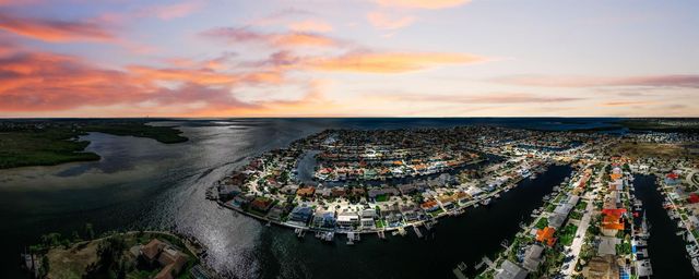 4976 GALLEON COURT, New Port Richey, FL 34652