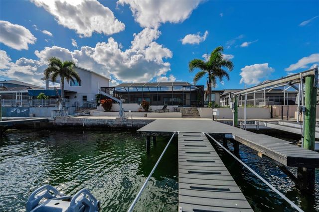 4976 GALLEON COURT, New Port Richey, FL 34652