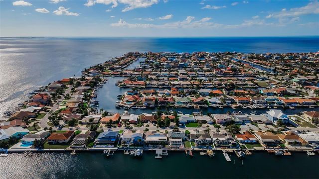 4976 GALLEON COURT, New Port Richey, FL 34652