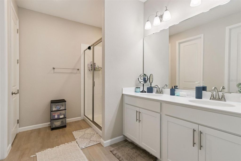 Image 13 of property listing at 2849 CATHY BOULEVARD, Winter Haven, FL 33880