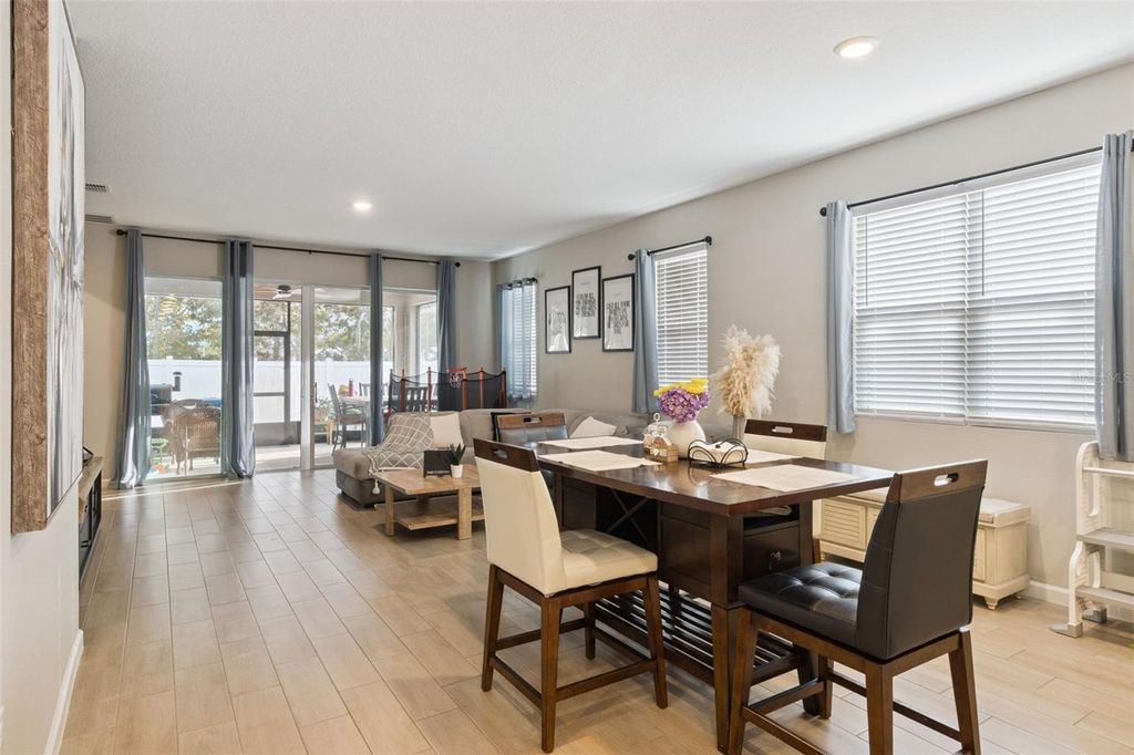 Image 4 of property listing at 2849 CATHY BOULEVARD, Winter Haven, FL 33880