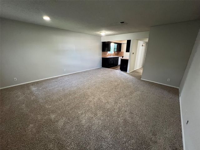 802 N Crockett Street C, Sherman, TX 75090