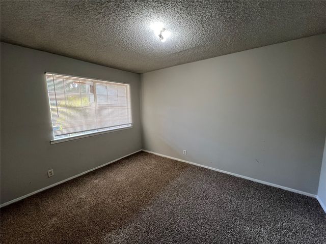 802 N Crockett Street C, Sherman, TX 75090