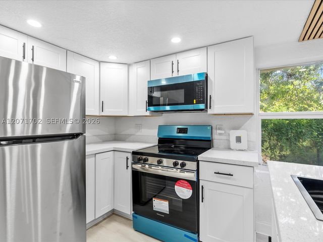 1829 NW 62nd Ter, Miami, FL 33147