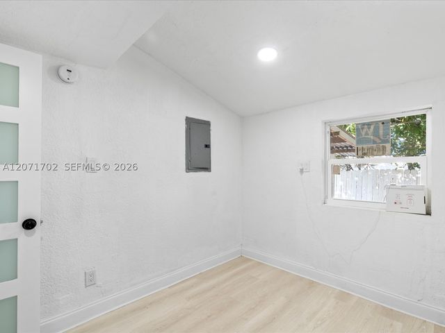 1829 NW 62nd Ter, Miami, FL 33147