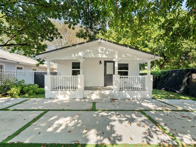 1829 NW 62nd Ter, Miami, FL 33147