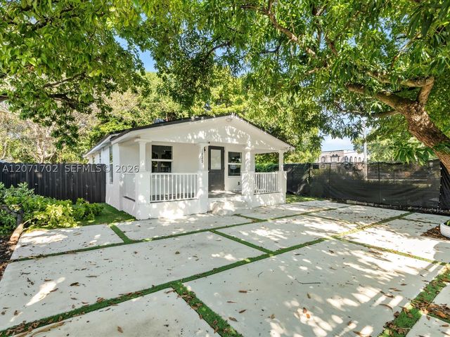 1829 NW 62nd Ter, Miami, FL 33147